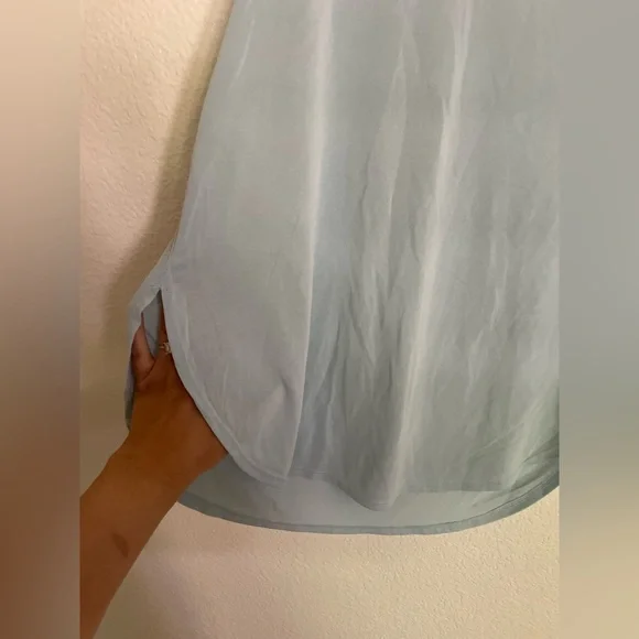 Banana Republic Sleeveless Top - Picture 2 of 4